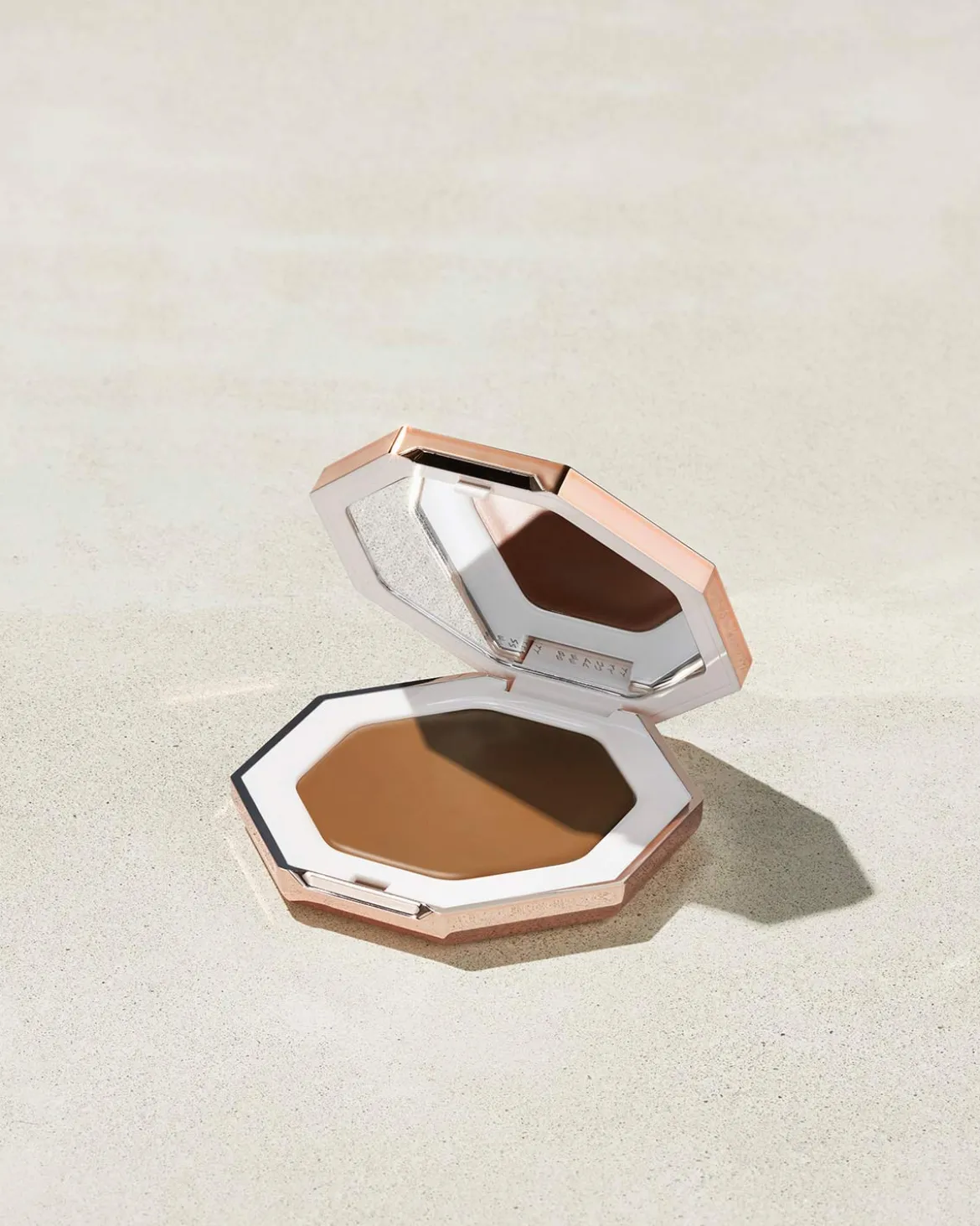 Cheeks Out Freestyle Cream Bronzer