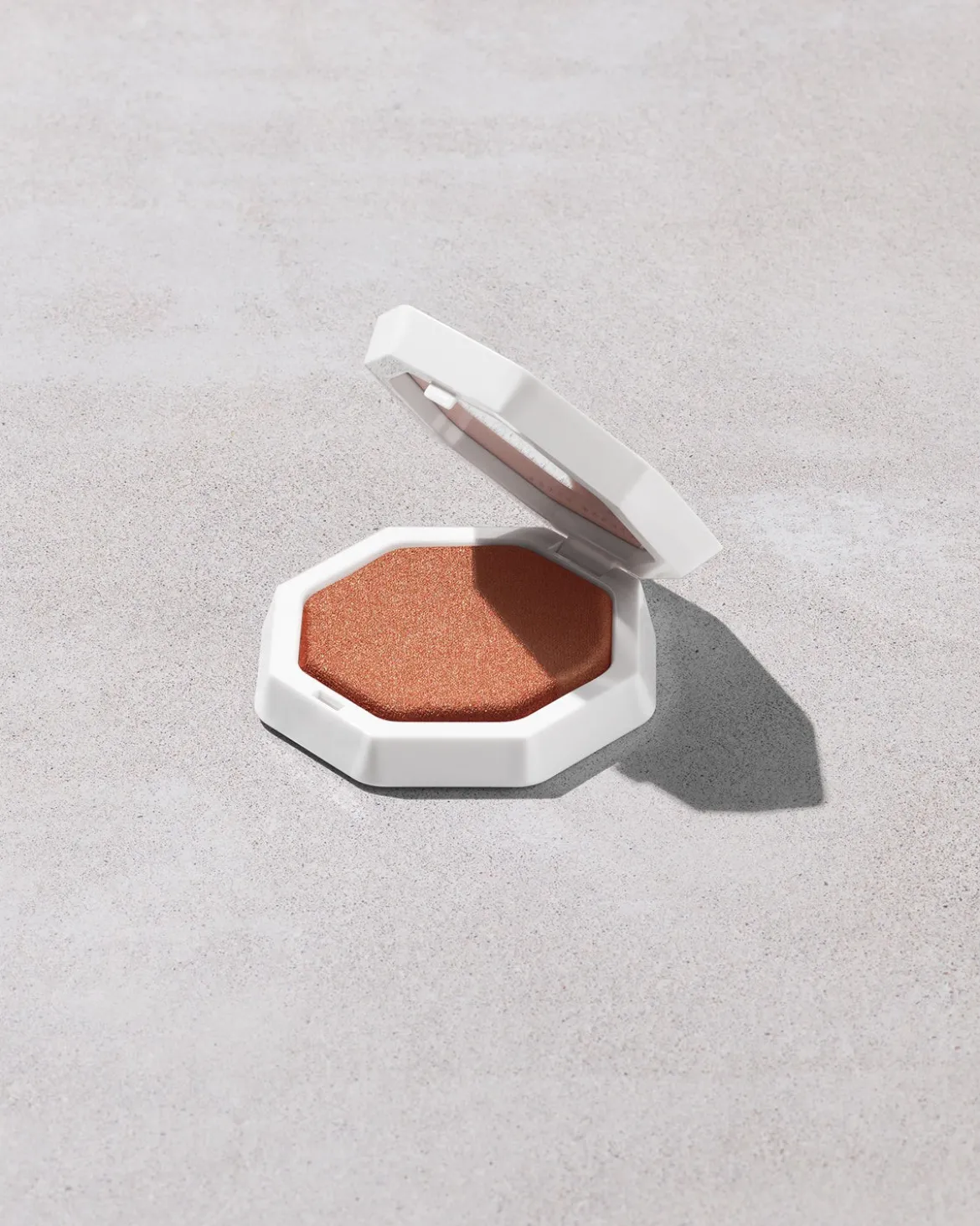 Demi'glow Light-Diffusing Highlighter