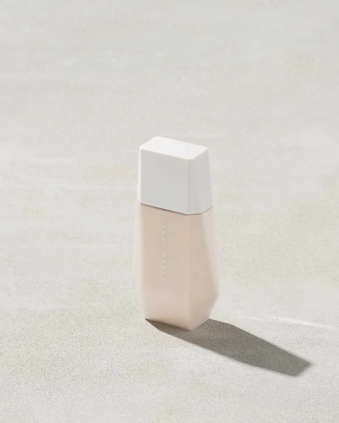 Eaze Drop Lightweight Blurring Skin Tint