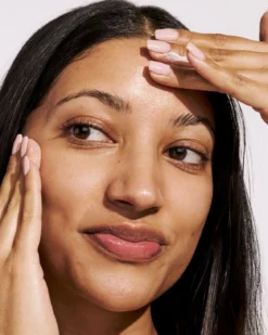 Hydra Vizor Invisible Moisturizer Broad Spectrum SPF 30 Sunscreen with Niacinamide + Kalahari Melon