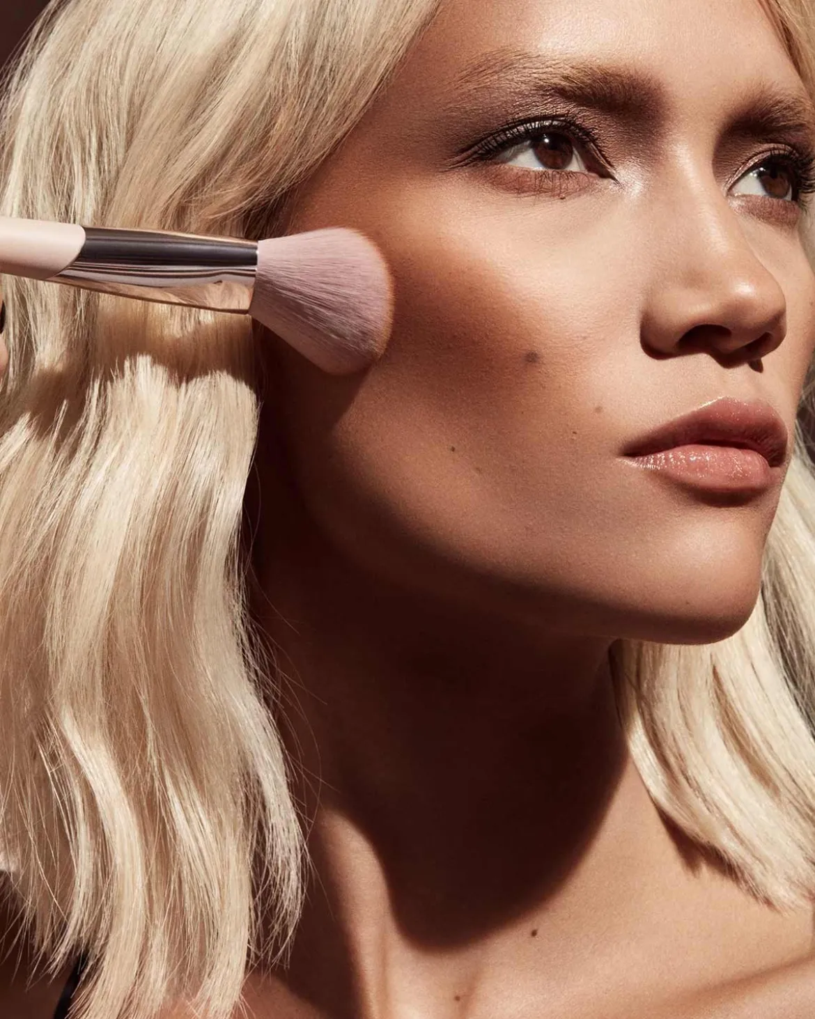 Sculpting Bronzer Brush 195