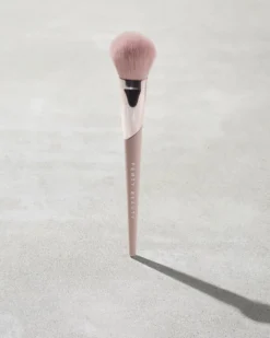 Sculpting Bronzer Brush 195