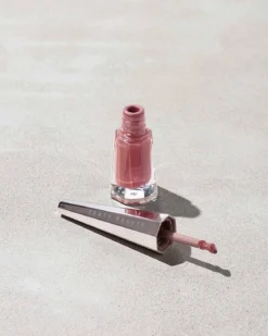 Stunna Lip Paint Longwear Fluid Lip Color