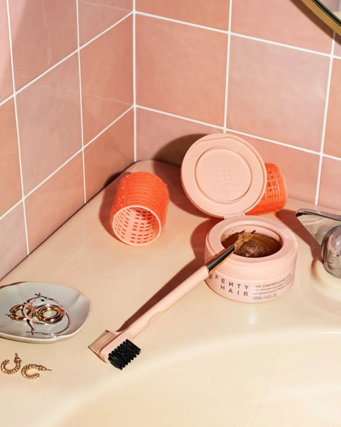 The Side Stick 3-in-1 Edge Styling Tool